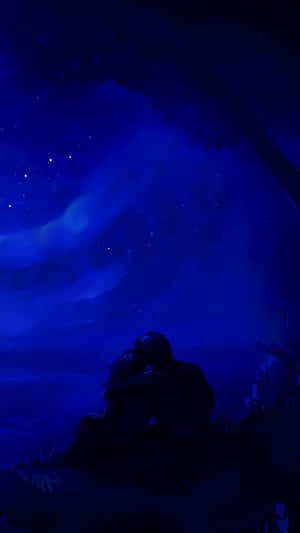 兩個人在藍色極光的星空夜空下擁抱。 — 愛黑白 壁紙