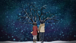 兩個動漫角色在夜間雪覆蓋的樹下牽手。 — 消滅 壁紙