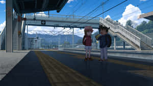 兩個小孩在火車站月台上，藍天白雲。 — 名偵探柯南 壁紙