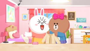 兩個卡通角色在粉紅色臥室裡，一個拿著外套，另一個看著。 — Line Friends 壁紙