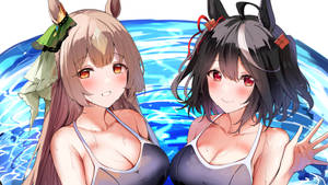 兩個有動物耳朵的動漫女孩穿著泳衣在水中微笑。 — 可愛寶可夢 壁紙