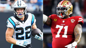 兩名NFL美式足球運動員在比賽中，一名持球，另一名慶祝。 — 卡羅來納黑豹隊 壁紙