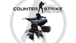 兩名身穿戰術裝備的武裝士兵瞄準武器，並帶有Counter Strike標誌。 — 電玩遊戲 GIF 壁紙