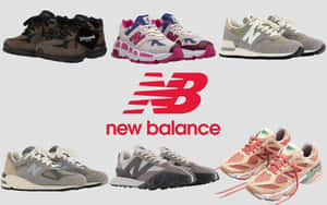 六款不同的 New Balance 運動鞋圍繞品牌標誌排列。 — New Balance 壁紙