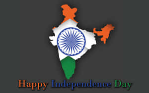 印度地圖形狀如國旗，帶有「Happy Independence Day」文字。 — 獨立紀念日 壁紙