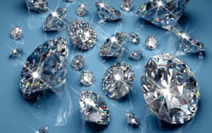在藍色反光表面上的閃爍鑽石收藏。 — 鑽石 壁紙