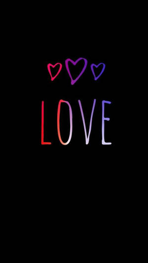 發光漸變文字 LOVE，上方有三顆心，背景為黑色。 — 愛情電話 壁紙