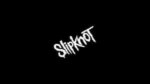 黑色背景上的白色 Slipknot 樂隊標誌 — 簡約暗黑美學 壁紙