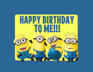 四個Minions用開心的標語牌慶祝生日。 — 祝我生日快樂 壁紙