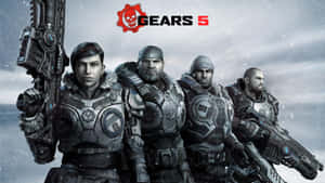 四名裝甲士兵在雪景中手持武器，帶有Gears 5標誌。 — 戰爭機器5 壁紙