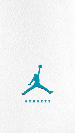 紋理白色背景上的青綠色籃球運動員標誌，帶有Hornets文字。 — 湖人隊標誌 壁紙