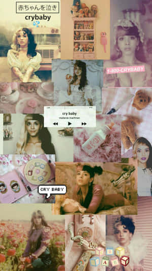Melanie Martinez 拼貼畫，包含娃娃、玩具和粉紅色復古物品。