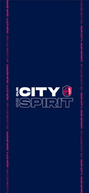 藍色桌布，帶有白色和粉紅色的文字「Our City Our Spirit」和團隊標誌。 — iPhone 15 壁紙