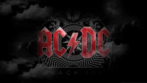 ACDC樂隊標誌，帶有閃電，背景為暴風雨 — 克里斯洛克 壁紙