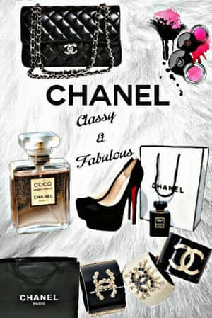 Chanel 奢華時尚單品，包括手袋、香水、鞋履和化妝品，在毛絨白色背景上。 — 伸展台 壁紙