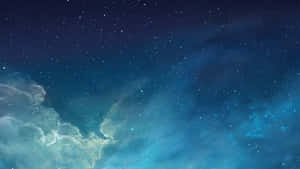 星空，有發光的藍色星雲雲團和散落的星星。 — 夜空 壁紙