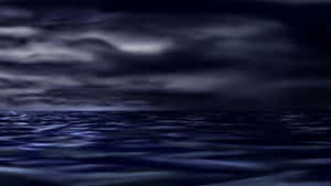 暴風雨夜空下黑暗的海洋波浪，伴隨著厚重的雲層。 — 美麗的夜晚 壁紙