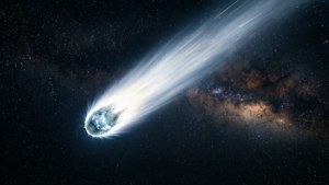 明亮的彗星拖曳著尾巴劃過太空 — 太空 壁紙