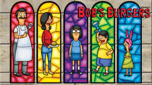 Bob's Burgers 一家作為彩色玻璃人物在鮮豔的面板中。 — 卡通 壁紙