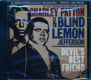 Charley Patton 和 Blind Lemon Jefferson 的《Devil's Best Friend》專輯封面，帶有風格化肖像和大膽文字。 — 專輯封面 壁紙