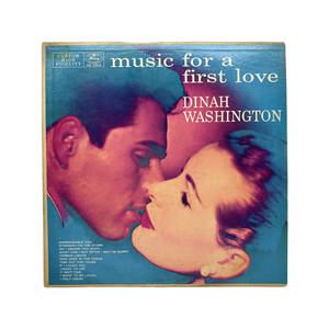 Dinah Washington 的《Music for a First Love》復古黑膠唱片封面， featuring 一對浪漫情侶。 — 音樂 壁紙