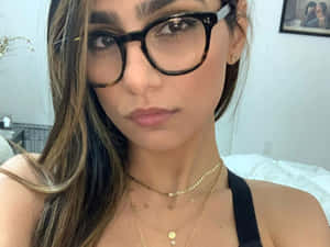 Mia Khalifa 照片 — 米婭·哈利法 壁紙