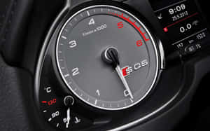 Audi SQ5轉速錶，5000rpm，數位顯示螢幕顯示9:09。 — Steam Deck OLED 壁紙
