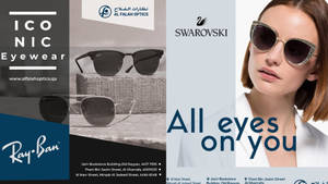 商業廣告，以奢華太陽眼鏡品牌 Ray-Ban 和 Swarovski 為特色，包含模特兒和商店詳細資訊。 — 品牌 壁紙