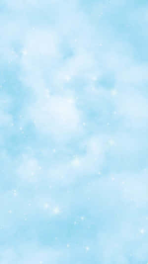 粉藍色天空，有蓬鬆雲朵和柔和星光。 — 美學藍色 iPhone 壁紙