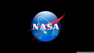 NASA標誌，藍色球體和紅色弧線，黑色星空背景 — NASA 動態圖片 壁紙