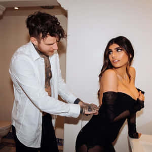 Mia Khalifa 圖片 — 米婭·哈利法 壁紙