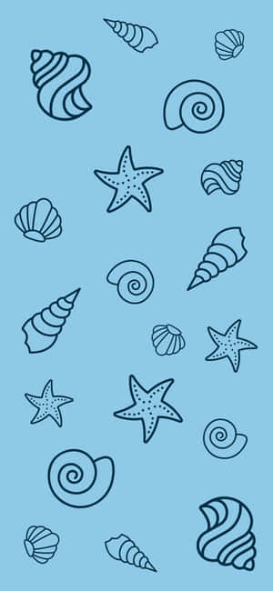 藍色背景上的貝殼和海星線條藝術圖案 — 金魚 壁紙