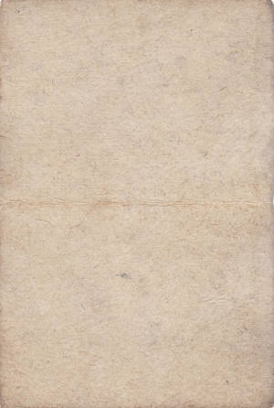 特寫有紋理的米色紙張，帶有摺痕和細微瑕疵。 — Old Paper 壁紙
