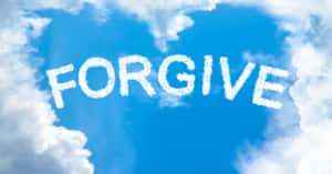 雲朵在清澈的藍天上拼出「forgive」這個詞。 — 酷 壁紙