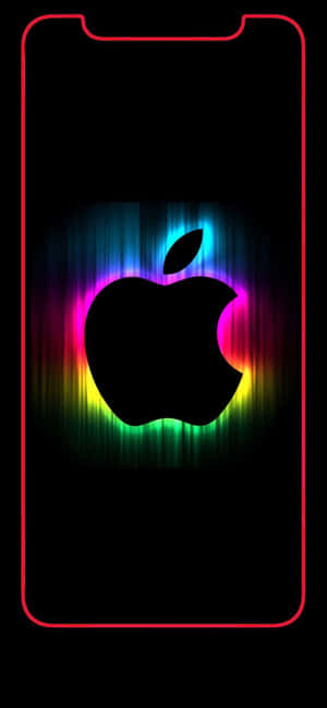 智慧型手機螢幕上帶有彩虹光芒的Apple標誌 — 蘋果標誌 iPhone 壁紙