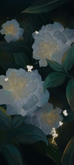 夜間深綠色葉叢中帶有蝴蝶的白色發光花朵。 — 花朵 壁紙