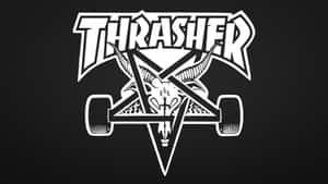 Thrasher雜誌標誌，帶有山羊頭骨和滑板，黑色背景。 — Thrasher 壁紙