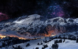 星空下的雪山，下方村莊的燈光閃爍。 — 美麗的夜晚 壁紙