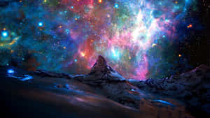 在色彩繽紛的星空下，帶有發光星雲的雪山。 — 宇宙 壁紙