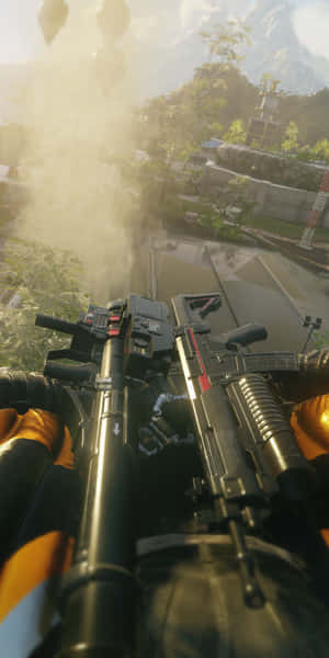 玩家在日落時分的叢林戰爭場景中發射重型機槍。 — 電玩遊戲 GIF 壁紙