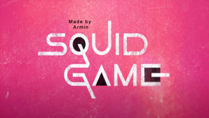 粉紅色紋理背景上帶有黑色形狀的白色Squid Game標誌。 — 067 魷魚遊戲 壁紙