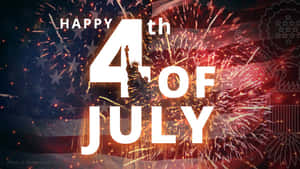煙火在美國國旗上空爆炸，帶有「Happy 4th of July」文字和自由女神像剪影。 — 獨立紀念日 壁紙