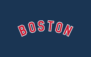 海軍藍背景上帶白色輪廓的紅色拱形Boston文字。 — 波士頓紅襪隊 壁紙