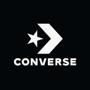 黑色背景上帶有星星和箭頭的Converse品牌標誌。 — Converse 標誌 壁紙