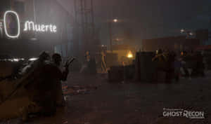 戰術士兵在雨夜城市場景中於霓虹招牌下戰鬥。 — 電玩遊戲 GIF 壁紙