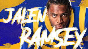 美式足球員 Jalen Ramsey 穿著藍黃球衣，搭配粗體文字背景。 — 杰倫·拉姆齊 壁紙