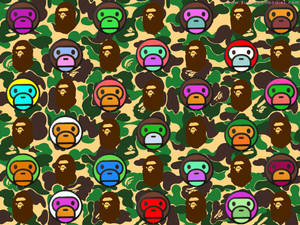 迷彩背景上的彩色卡通猴子頭像 — Bape 動態 壁紙