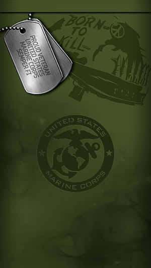金屬狗牌，在綠色背景上的海軍陸戰隊徽章上方有 proud veteran 文字。 — 美國陸軍 GIF 壁紙