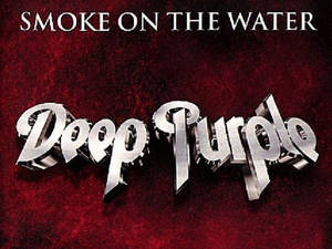 Deep Purple《Smoke on the Water》專輯封面，紅色背景上帶有金屬字體。 — 暗紫色美學 壁紙
