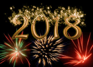金色2018與色彩繽紛的煙火在夜空中爆炸。 — 新年快樂 2020 壁紙